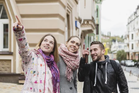 Arrivée touristes Accueil de voyageurs par Nice Happy Guest